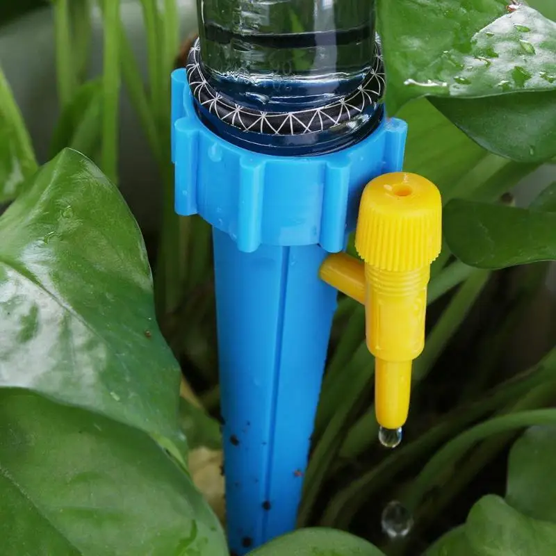 

Self-contained Switch Drip Device Drip Irrigation System Automatic Watering Spike for Plants Switch control valve (1/12pcs Blue)