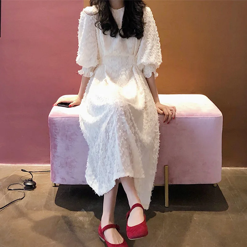 

[DEAT] 2019 New Autumn Winter Round Neck half lantern Sleeve three-dimensional lace lose Dress Women Fashion Tide JS141