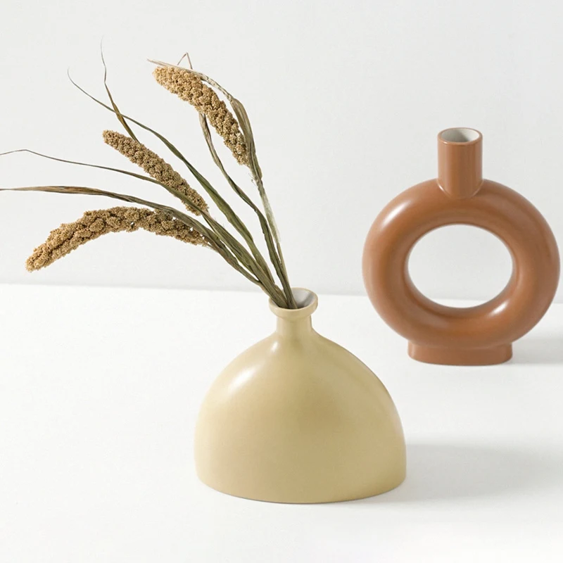 Tanie Nordic mały ceramiczny wazon ozdoby na biurko dom salon wino szafka dekoracyjna suszona kompozycja kwiatowa turecki Handmade wazon Gi