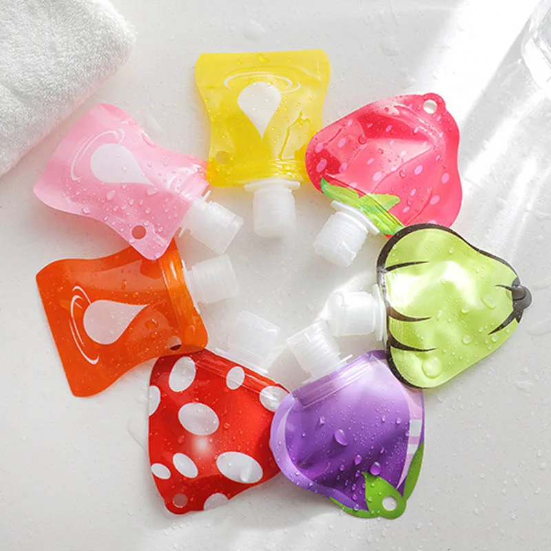 

Travel Mini Refillable Shampoo Lotion Bottle Makeup Bag Silicone Portable Travel Supplies Empty Bath Shower Container 1PC