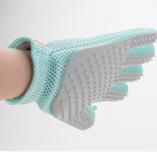 Cat Grooming Gloves 1