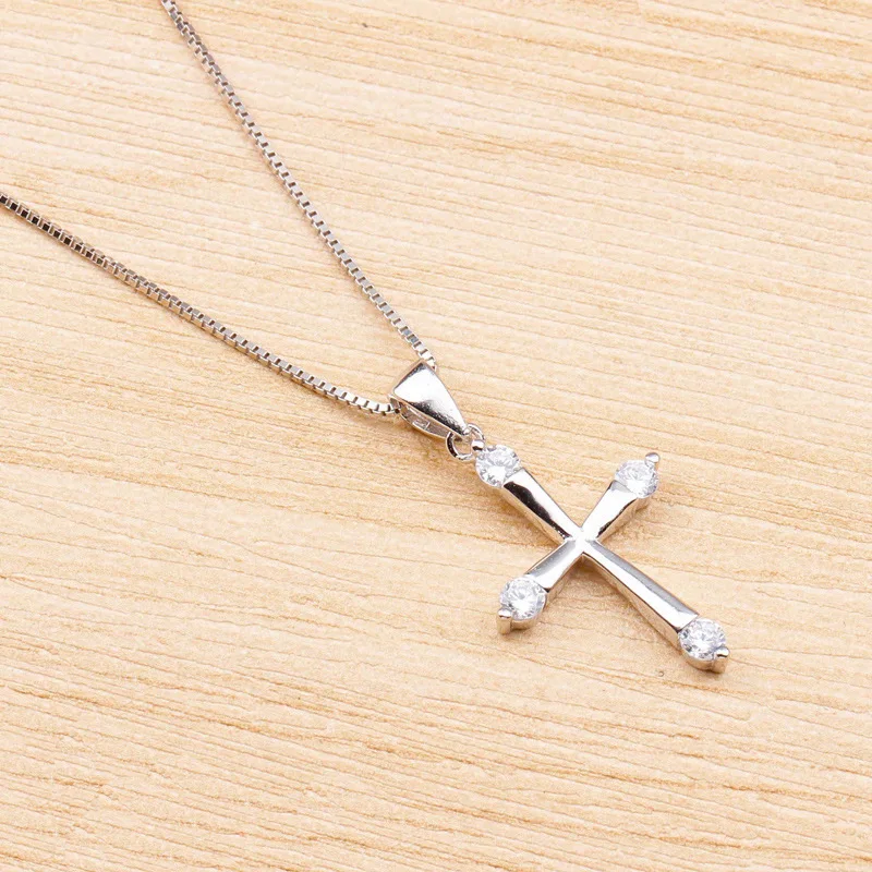 

S925 Pure Silver Pendant Woman Drilling Cross Pendeloque Cut Concise Accessories Short Fund Clavicle Chain Pure Silver Necklace