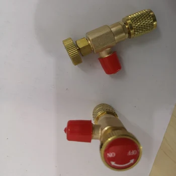 

R410A Charging Hose Valve Adapter 1/4" SAE Male to 5/16" SAE Famale Air Conditioning Refrigeration Pipe Valve Connector