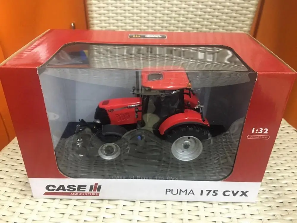 Universal Hobbies 1//32 Case IH Puma 175 CVX 2017 Tractor Model UH5261