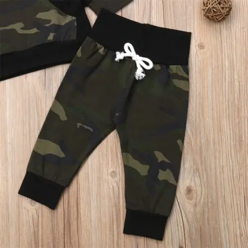 2 шт. Hooded Camo Комплекты одежды для новорожденных девочек Толстовка для мальчиков топы, штаны Демисезонный верхняя одежда Комплект 0-24 м