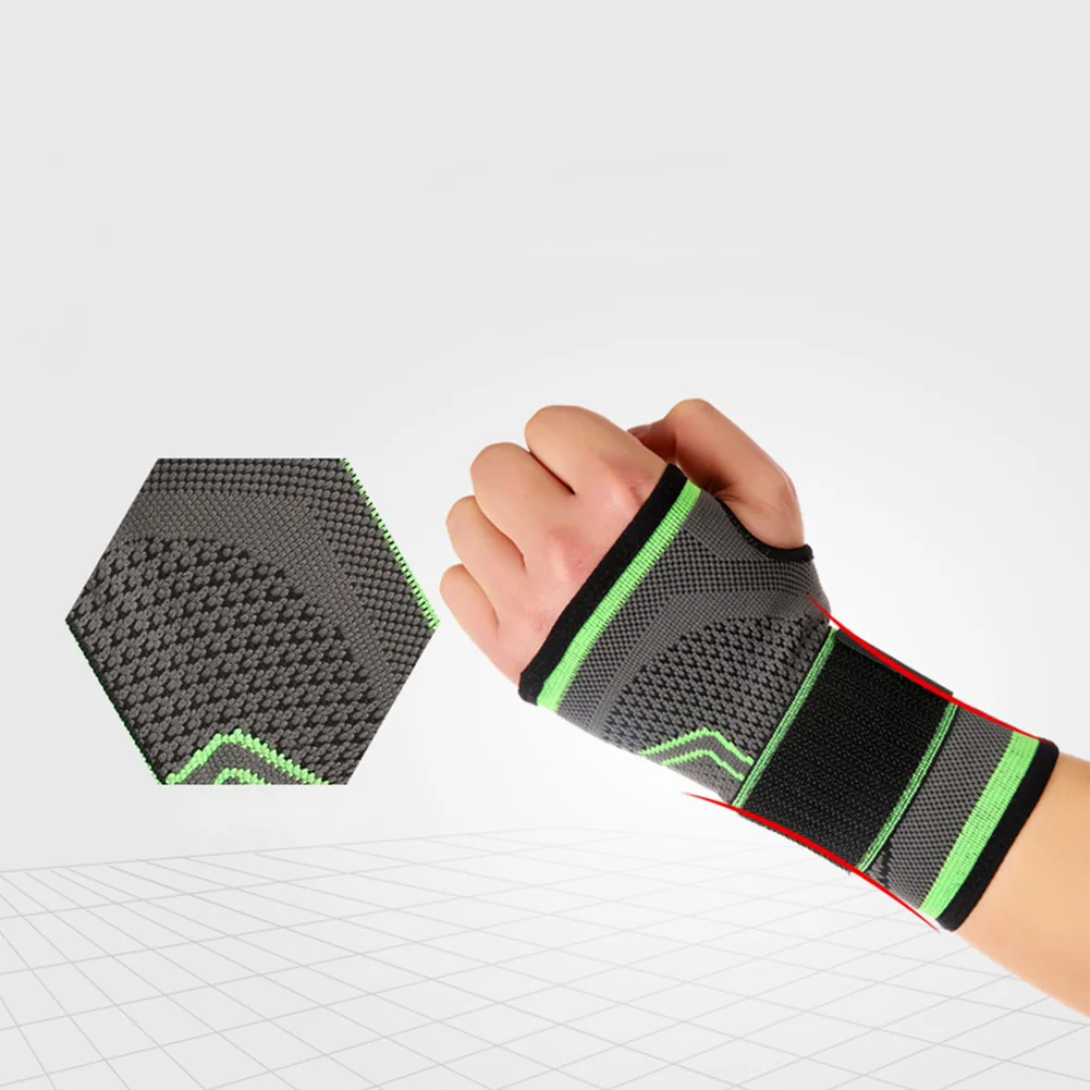 1PCS Sports Adjustable Wrist Brace Tennis Badminton Breathable Thumb