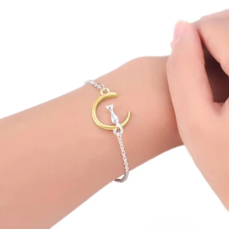 

Simple Fashion Moon Cat Bracelet Animal Chain Two Colors Bracelets For Girl And Women Gifts Jewelry Accessories 2019