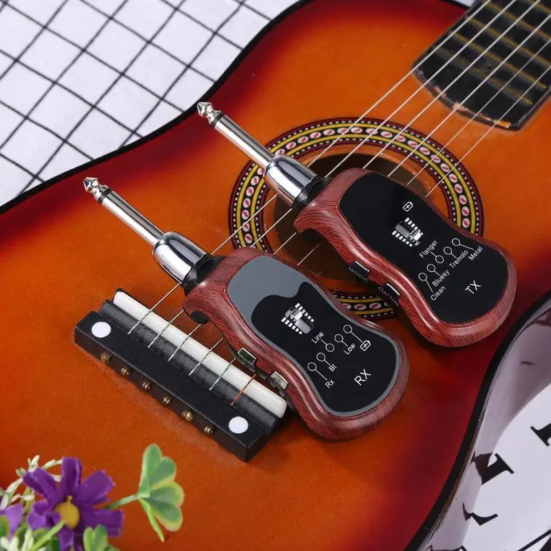 

UHF Wireless Guitar Wireless System Transmitter+Receiver for Guitar Violin Electric Instrument Built-in 5 Effects Music Teaching