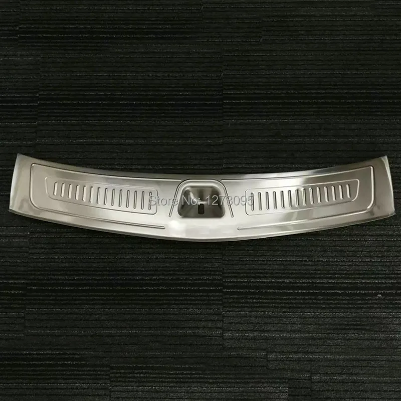 

For Cadillac XT5 2017 2018 Stainless Interior Rear Bumper Protector Sill Trim Tail Trunk Guard Pedal Car Styling Accessories