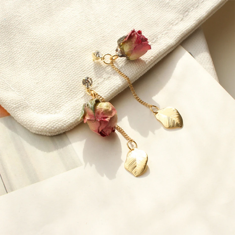 

Let's Make Rose Flower Drop Earrings Rhinestone Crimson Woman Earrings Long Style Earrings Niche Retro Earrings Woman Jewelery