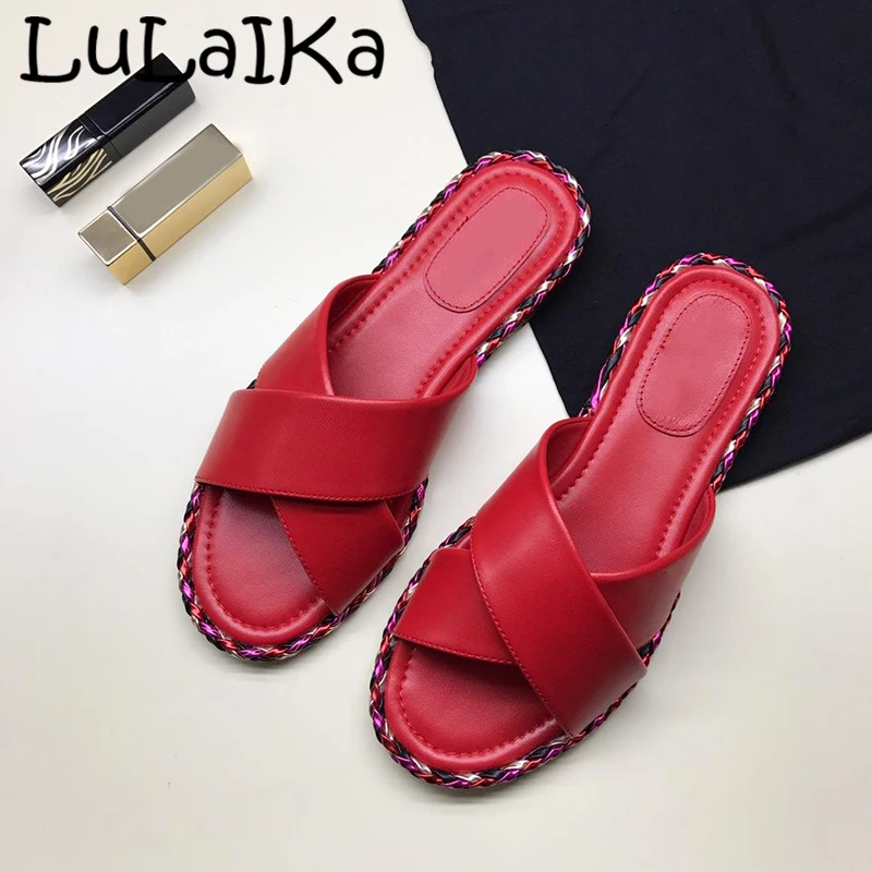 

2019 Summer New Sexy Solid Color Woman Round Head Shoes Comfortable Beach Outdoor Indoor Non-Slip Lady Flip Flop