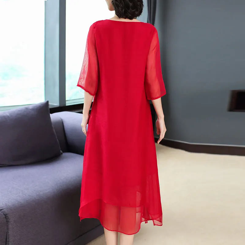 New 2019 Spring Vintage Women dress Slim Embroidery Loose High-end Silk Dresses Red Green 6127