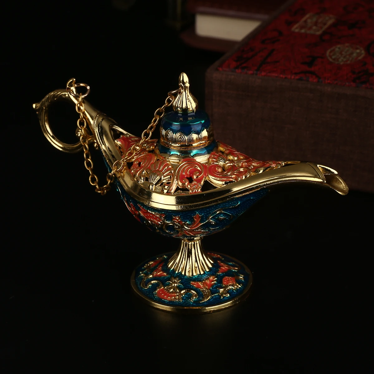 Traditional Aladdin Lamp Magic Lamp Retro Censer Panto Tea Pot Genie Oil Lamp Zinc Alloy For Home Decor Ornaments Traditional Aladdin Lamp Magic Lamp Retro Censer Panto Tea Pot Genie Oil Lamp Zinc Alloy For Home Decor Ornaments