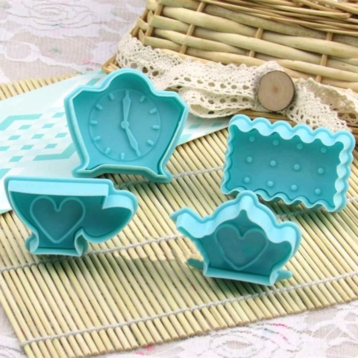 

4Pcs/Set Silicon Molds to handmade soaps mold form for soap 3d method for washing silicon Moulds for handmade soap mould