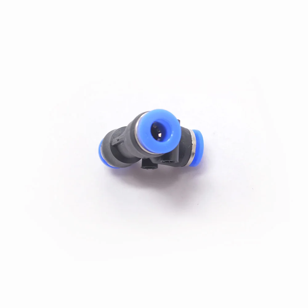 Рисунок 6 - пластиковые стыковые соединители для сада