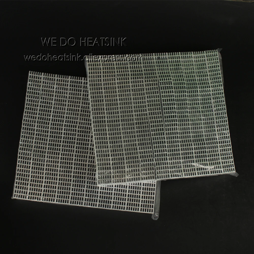 우리는 방열판 20x20x6mm 알루미늄 IC LED 냉각 냉각기 방열판 방열판을 수행합니다.