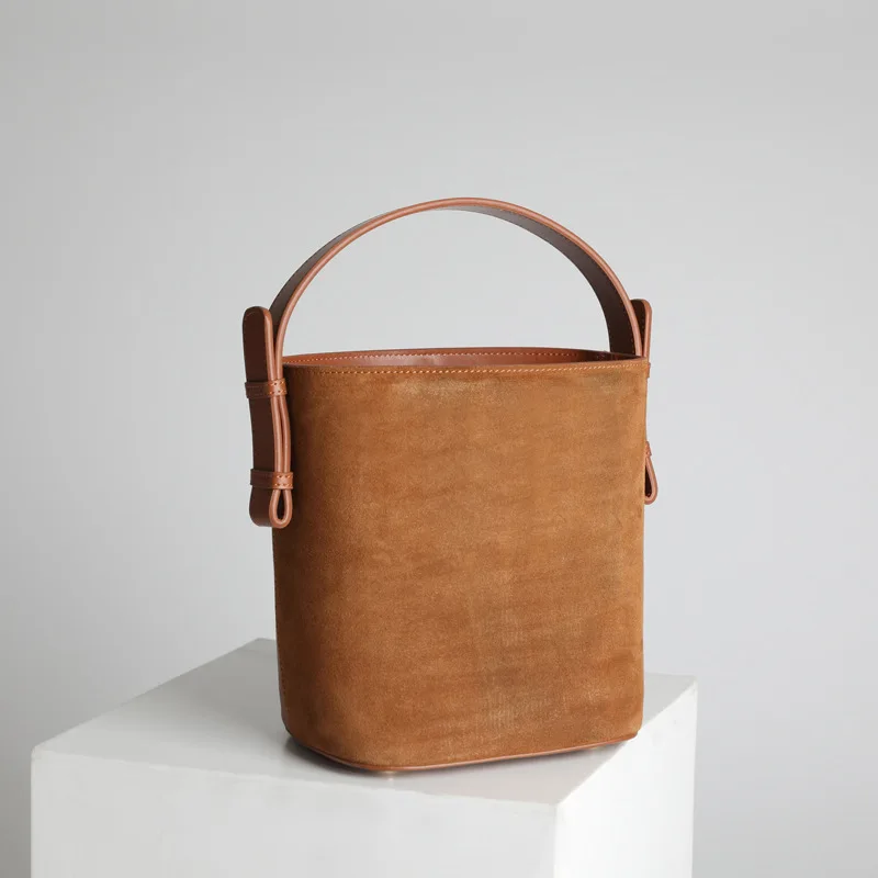 

TOPEST Autumn And Winter Genuine Pattern MINI Cute Shoulder Hand Carry Bucket Basket Leather Mini- Package