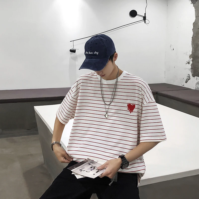 

Men's T-shirt 2019 Summer New Hong Kong Style Loose Round Neck Pullover Wild Striped Print Personality Casual Men's Clothing