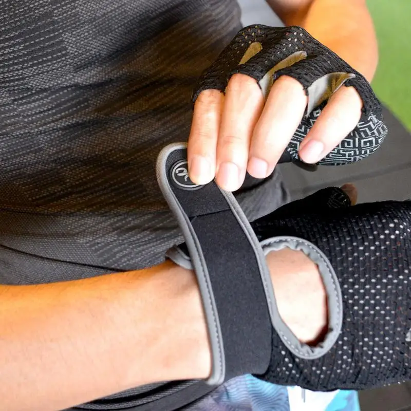 Silicone Non-slip Half Finger Gym Fitness Gloves Body Building Exercise Dumbbell Weightlifting Spinning Bicycle Sports Gloves