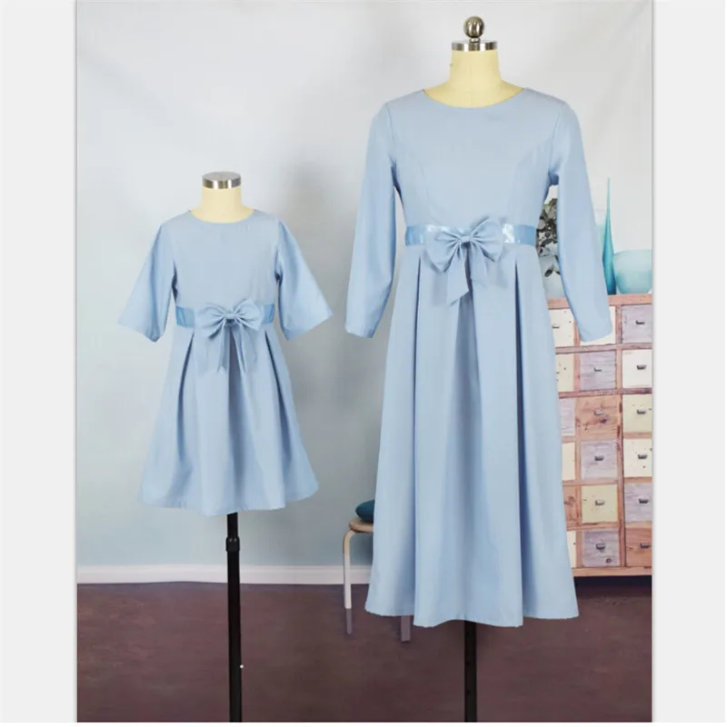Одинаковые платья для семьи пачки с длинными рукавами и бантом мамы дочки