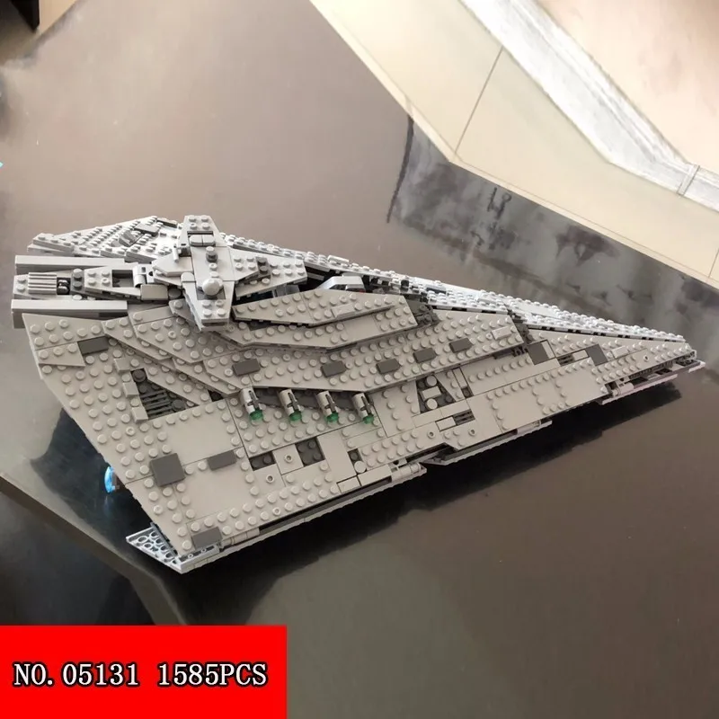

Lepin Star Wars Series 1585pcs Large Star Destroyer Assembling Spelling Insert Building Blocks Oxyphylla Children Toys 05131