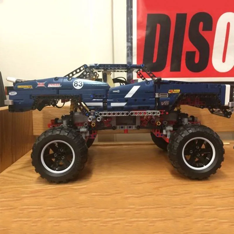 

20011 Science And Technology Off-road Vehicle Engraved Assembling Spelling Insert Block Alpinia Lepin 1605pcs Children Toys