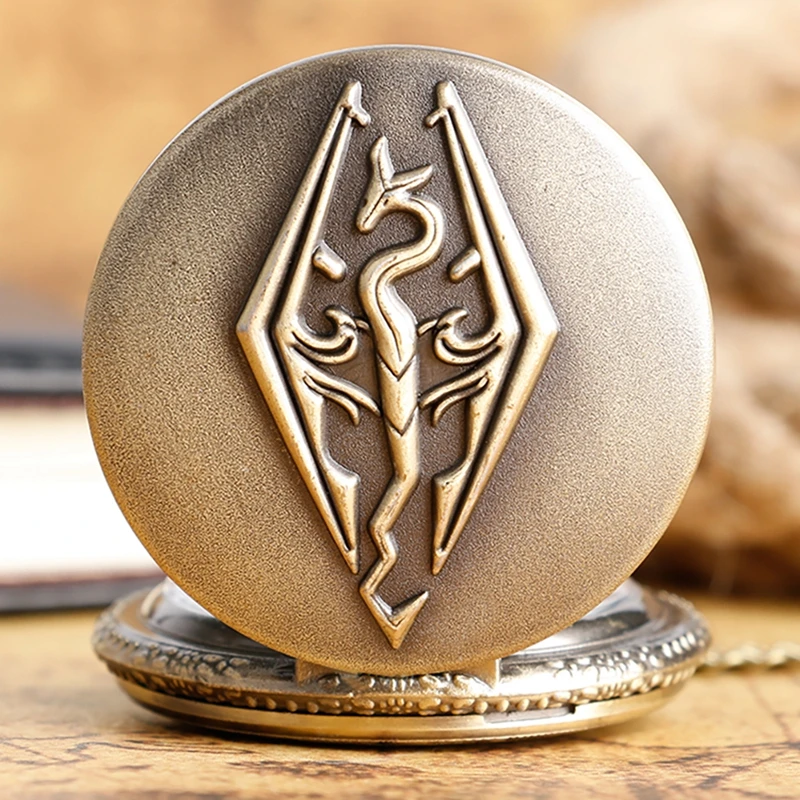 

The Elder Scrolls V Theme Quartz Pocket Watch Retro Bronze 3D Dragon Design Necklace Chain for Boys Skyrim Pendant Luxury Gifts