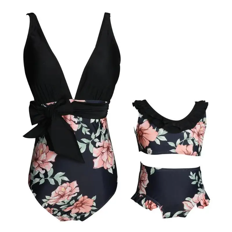 

Mommy Baby Swimsuits High Waist Daughter Bikini Set Floral Print Deep V-Neck Mother Swimwear Slim Fit Girls Family Matching Suit