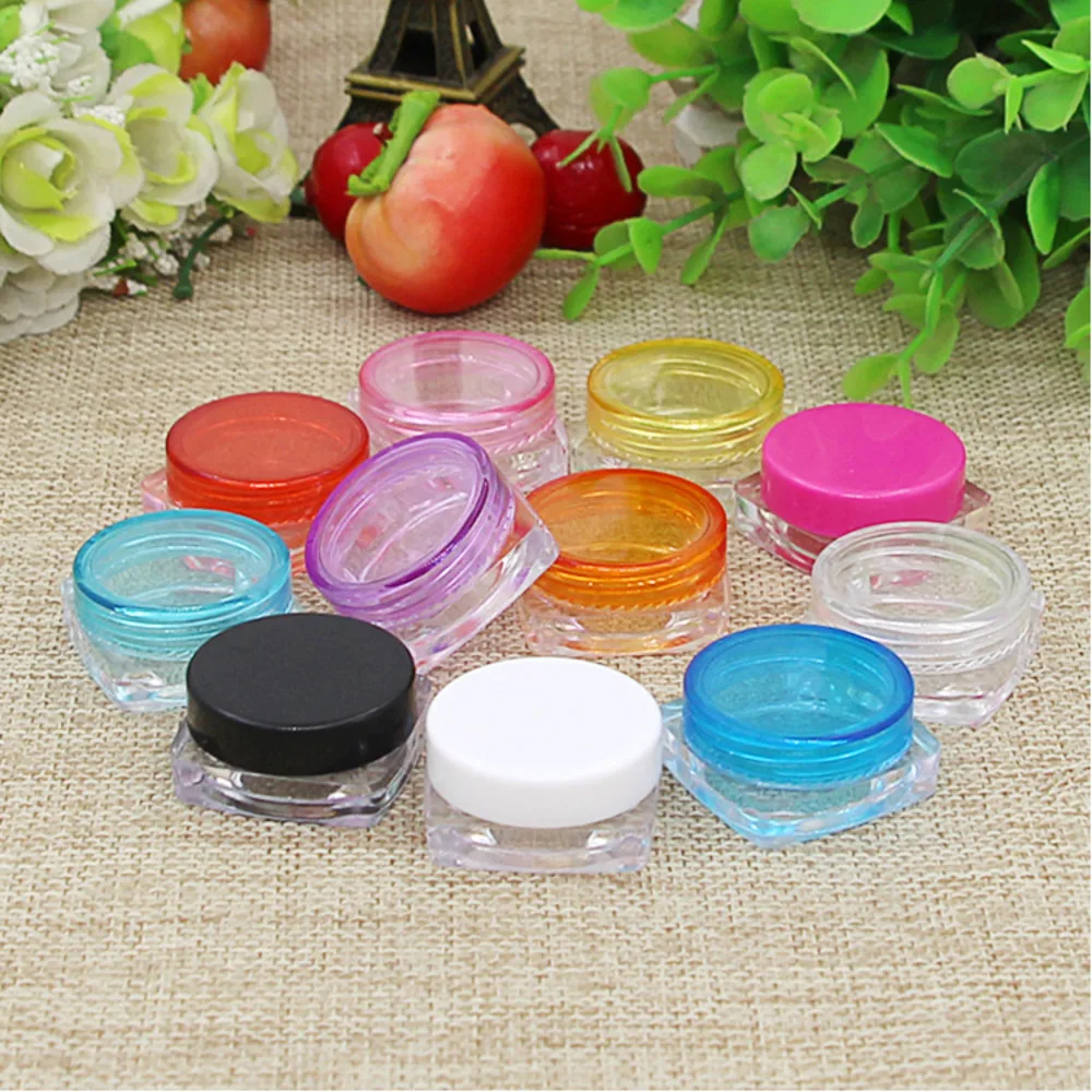 

free Shipping 3 5 g plastic Mini Spices Clear jar Square Base Cream powder Can Box On Trial small Cosmetics Bottle New 100 pcs