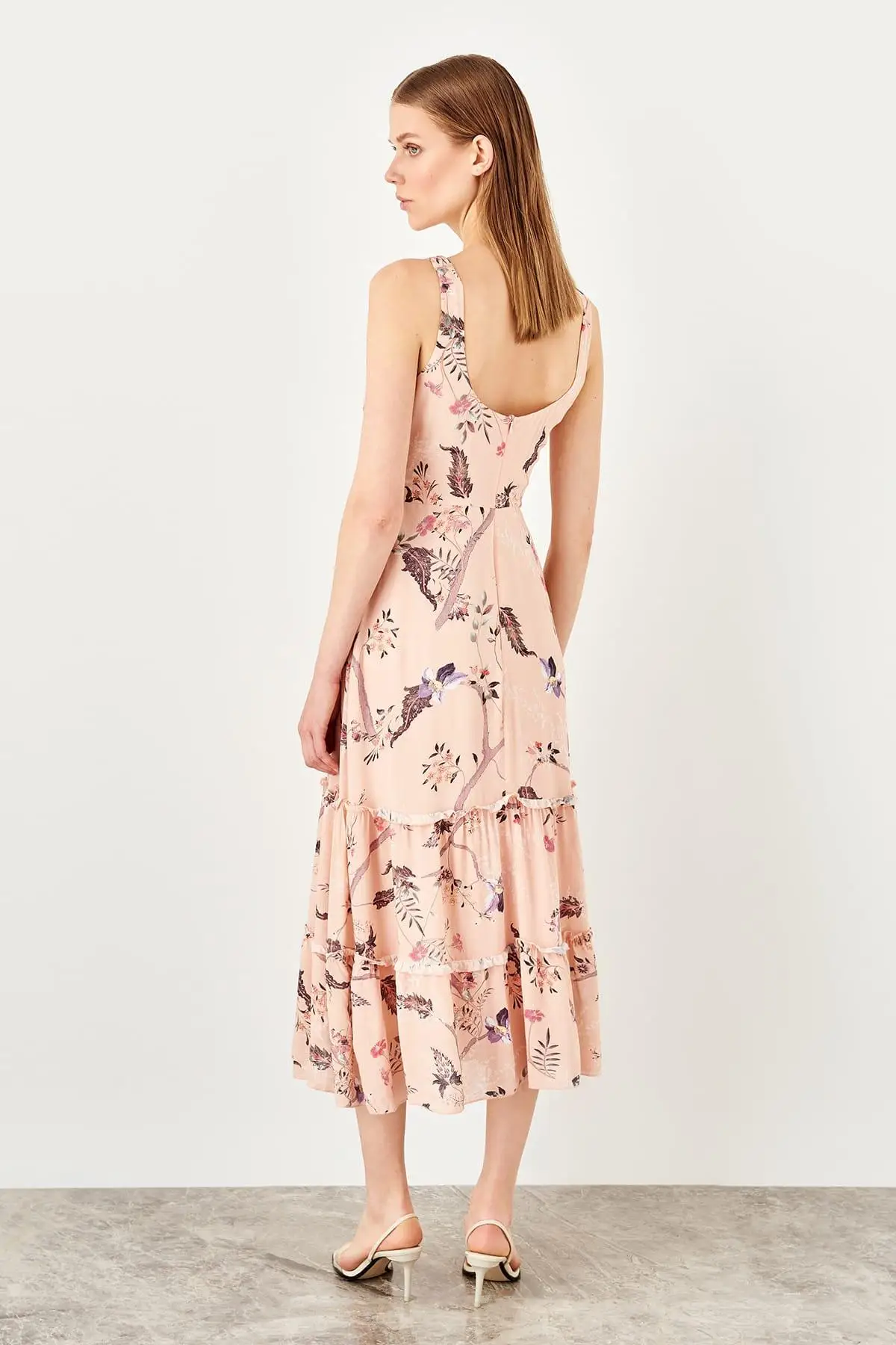 Платье с разноцветным узором Trendyol TWOSS19XM0195|Платья| |