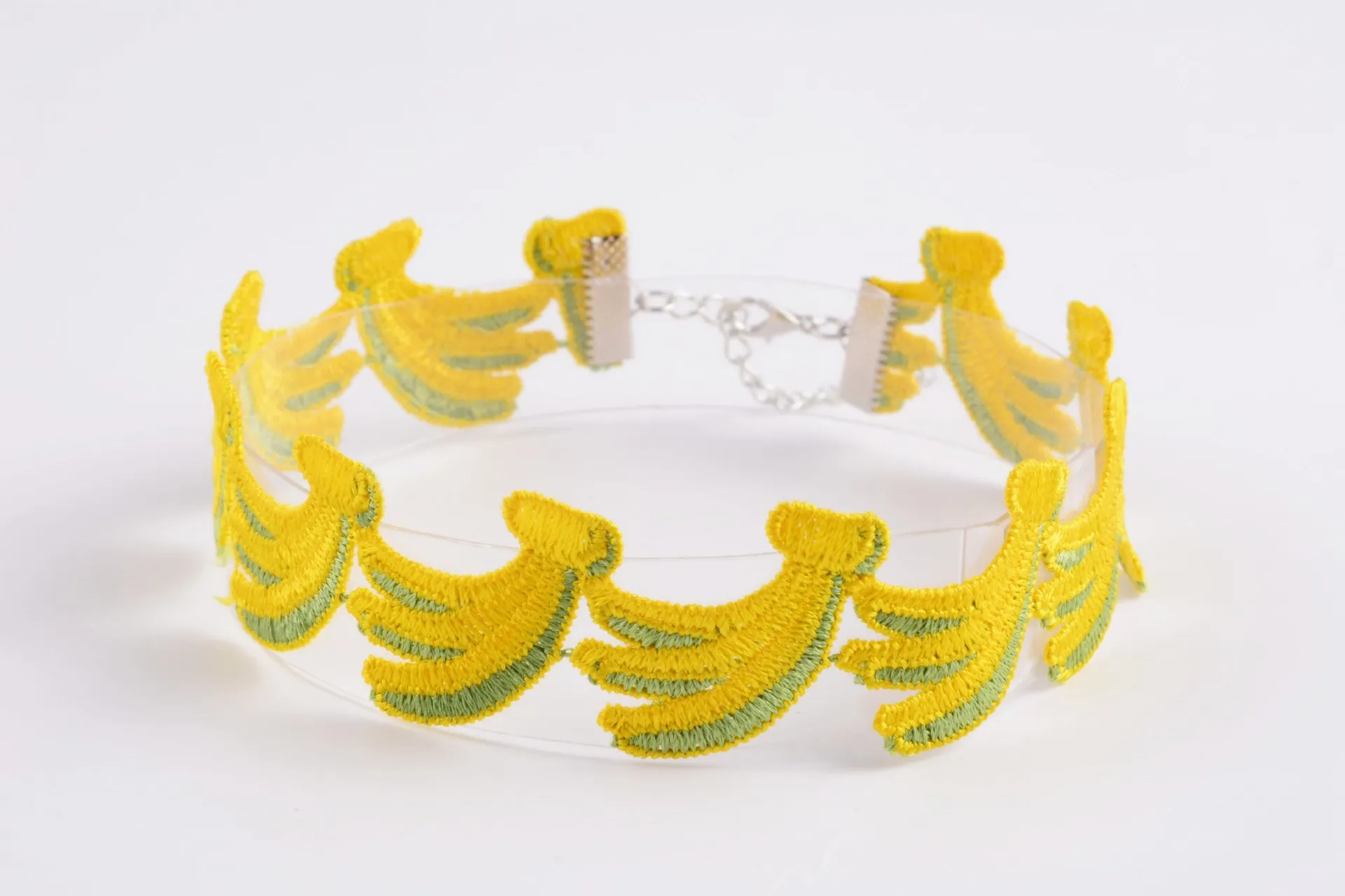 

Summer Style Fruit Choker Necklaces Women Multicolor Banana Lace Choker 29cm Long 1 Piece