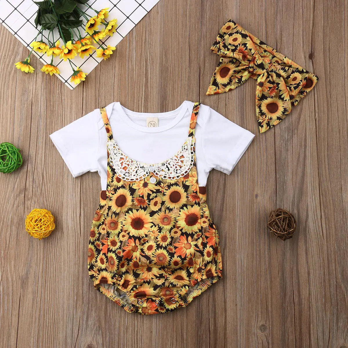 

3Pcs Baby Girl Clothes Sunnflower Short Sleeve T-shirt Tops+Suspend Short+Headband Newborn Clothes Outfit Summer Infant Clothing