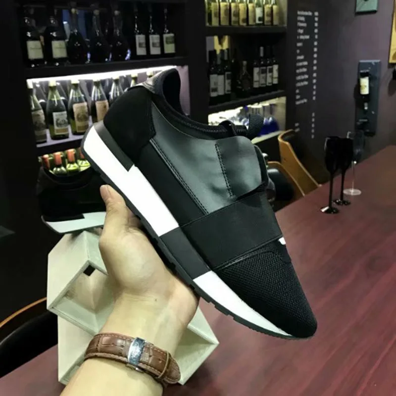

New Women Running Shoes For Men Balencia Sneakers Outdoor Athletic Sport Shoes Men Brand Unisex Breathable Mesh Running Shoes