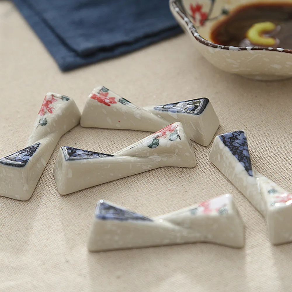 

Japanese Ceramic Creative Chopsticks Stand Cutlery Dual Use Stand Chopsticks Spoon Support Small Pendulum