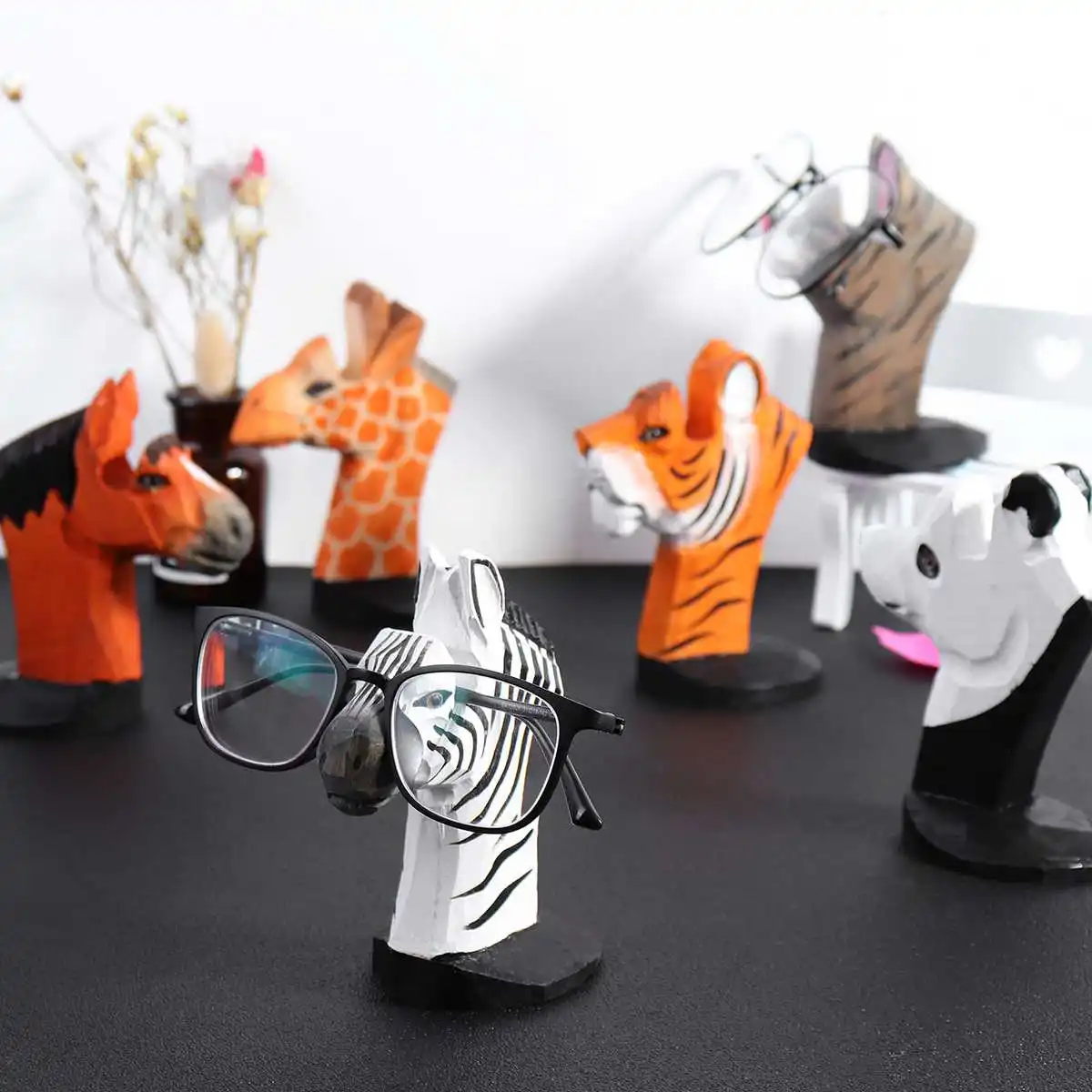 

Cute 3D Animal Wood Carvings Sunglass Display Rack Shelf Eyeglasses Show Stand Jewelry Holder for Multi Pairs Glasses Showcase