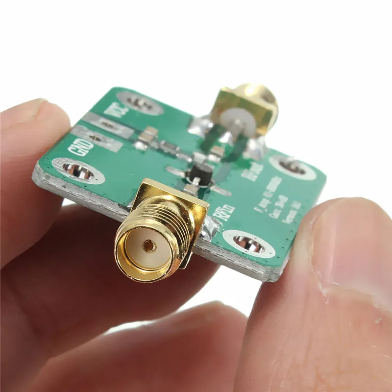 

New Arrival 0.1-2000MHz RF wideband amplifier gain 30dB low-noise amplifier LNA Board Modules 25X52mm Colorfu green + gold