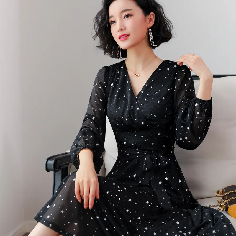 

2019 Spring Retro Classic Style Long-sleeved High Waist Black Dress For Female Bud Silk Yarn Bottoming Dress Vetement Femme 2019