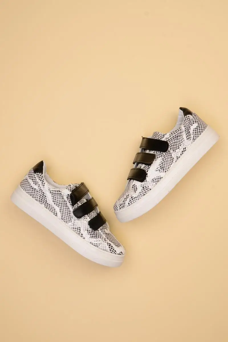 

Bambi White Women 'S Shoes F0342550007