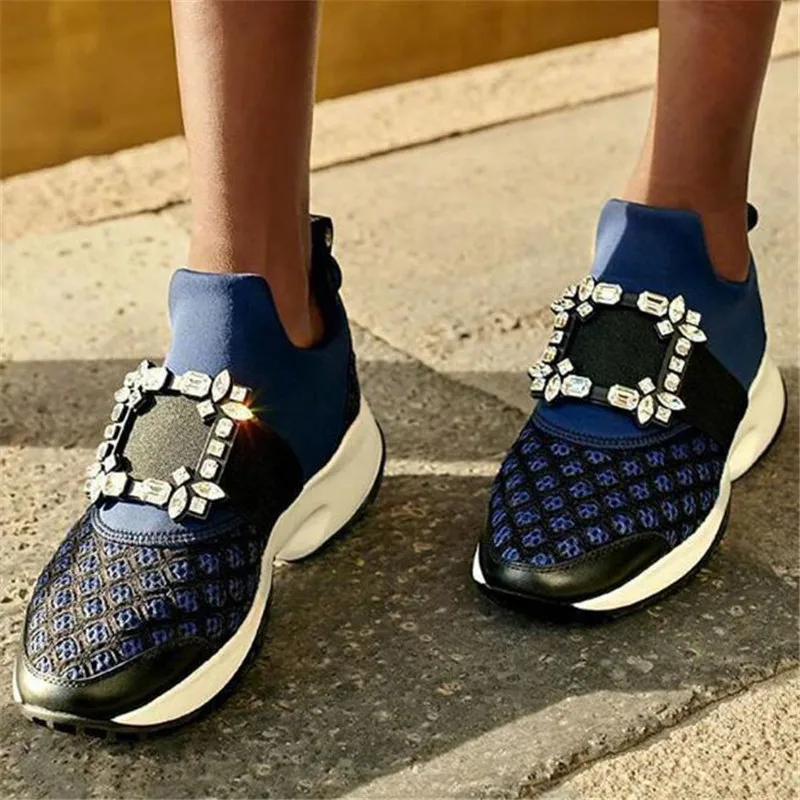 

19ss Mixed Color Crystal Square Buckle Casual Sport Shoes Breathable Thick Bottom Court Sneakers Soft Flat Running Woman Shoes