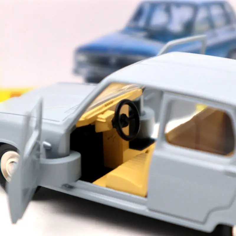 Атлас 1/43 Dinky toys ref 1453 Renault 6 / R6 phase II литые модели ограниченная серия коллекционные