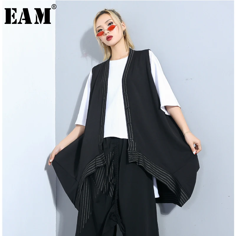 

[EAM] 2019 New Spring Summer V-collar Sleeveless Black Hem Irregular Stitch Big Size Irregular Vest Women Vest Fashion JQ044