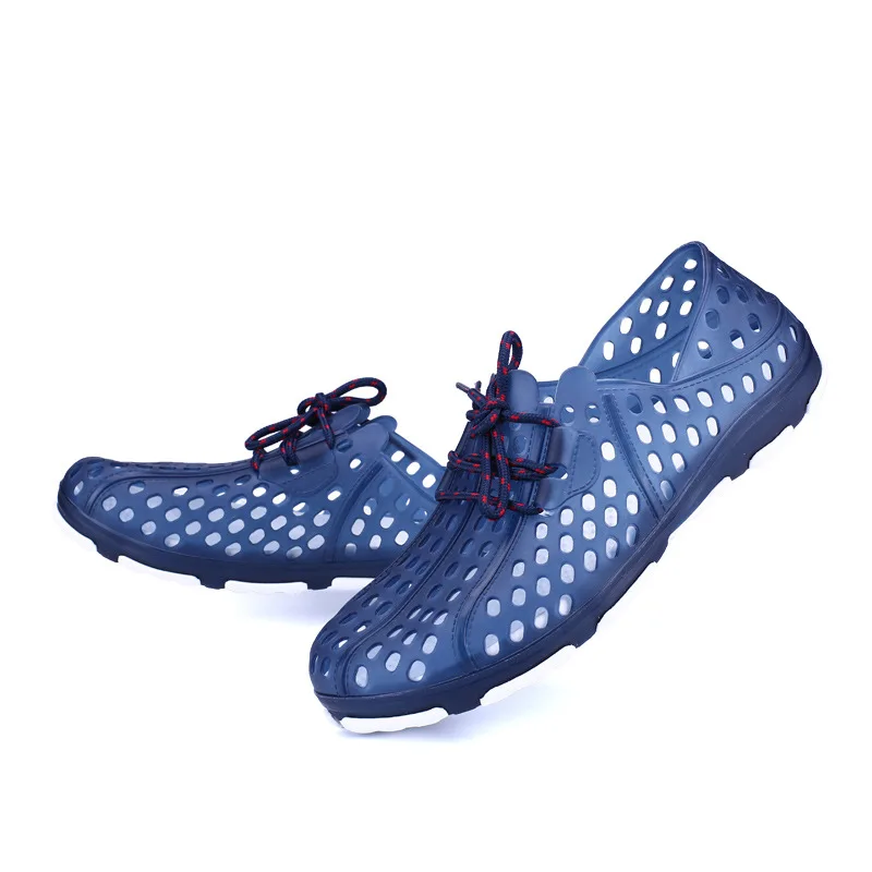 

Men's Crocs Sandals Beach Korean Version of the Trend Breathable Slippers Non-Slip Light Shoes