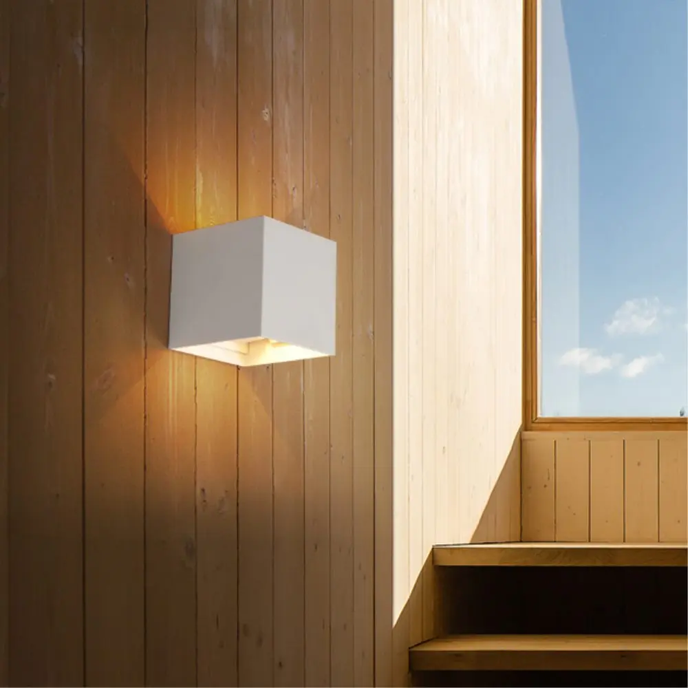 

6W LED wall light External wall lamp IP65 Waterproof Die cast aluminum with Adjustable lighting angle Surface mounted AC110-260V