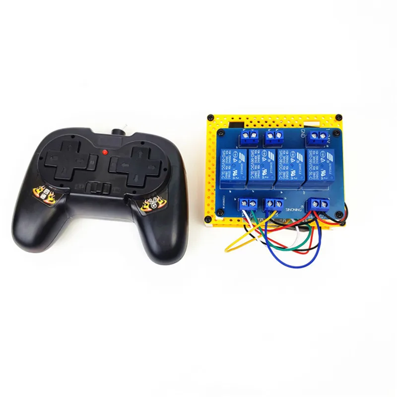 

Small Hammer 2.4G 4CH Controller Transmitter Module For RC Robot Tank Car Boat Models Spare Part Accessories