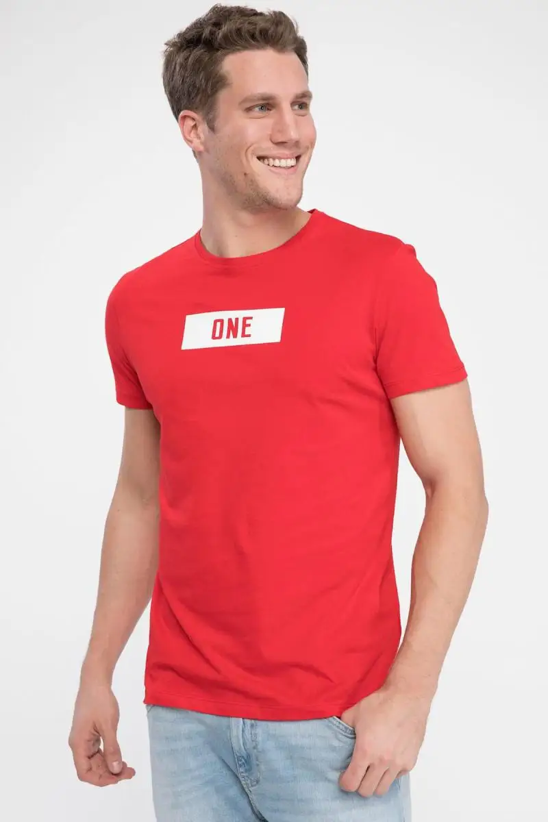 Дефакто Мужской Один печатных Slim Fit Футболка K5091AZ. 19SP. RD2|Футболки| |
