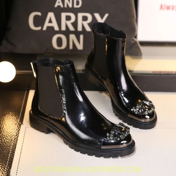 

Handmade Luxury Brand Cow Leather Autumn Winter Warm Women Boots Fashion Crystal Short Chelsea Boots Vintage Motorcycle Boots
