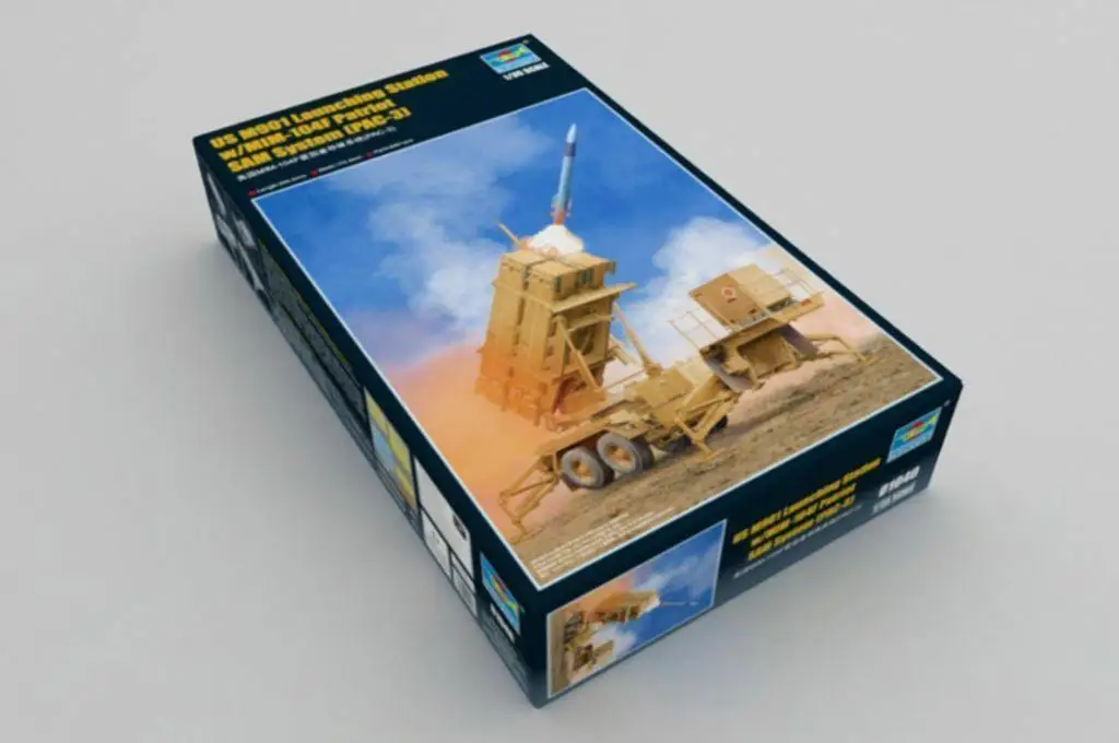 Trumpeter 1/35 01040 M901 пусковая станция с MIM-104F системой Патриот Сэм PAC-3 | Игрушки и хобби