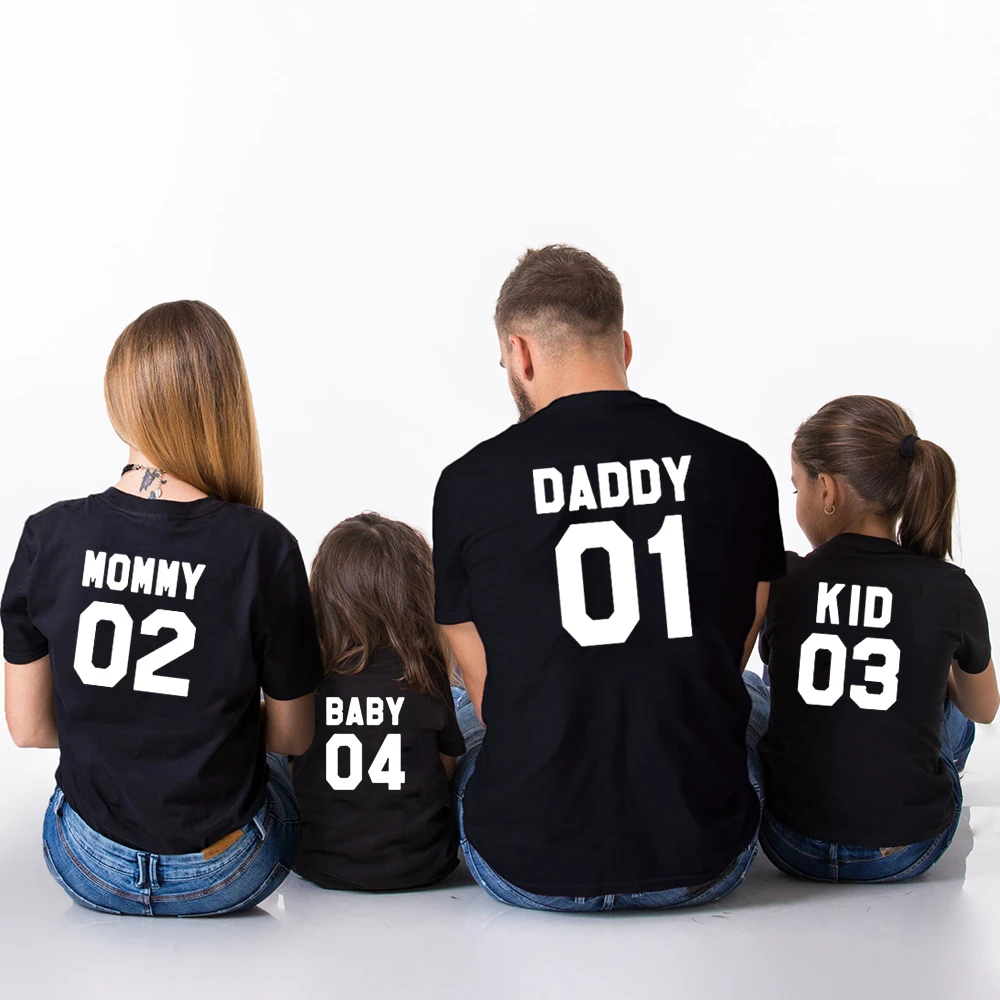 Uds Familia Equipo Camisetas Mama Y Papa 01 Mama 02 Bebe Camisa Mama Equipo Bebe Equipo Papa Familia Juego Tee Tops Trajes Iguales De Familia Aliexpress Uds Familia Equipo Camisetas Mama Y Papa 01 Mama 02 Bebe Camisa Mama Equipo Bebe Equipo Papa Familia Juego Tee Tops Trajes Iguales De Familia Aliexpress
