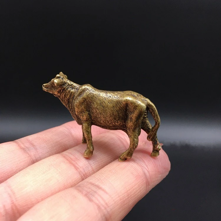

Collectable Chinese Brass Carved Animal Zodiac Cattle Exquisite Small Statues