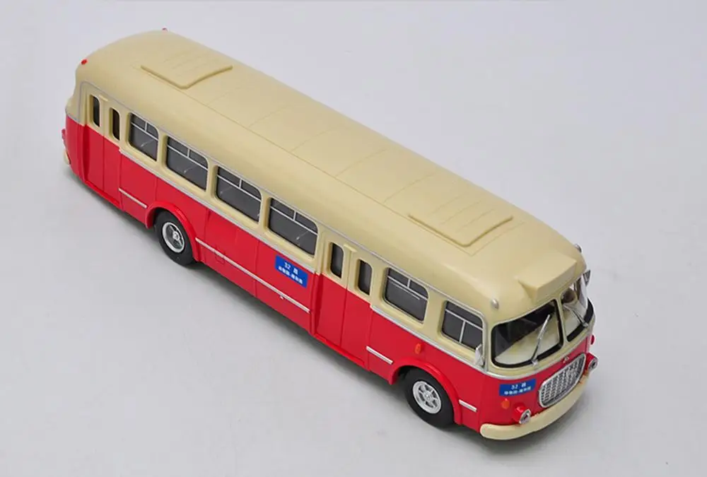 1/43 масштаб SKODA 706RTO KAROSA Пекин автобус#32 ПВХ Модель Коллекция перо